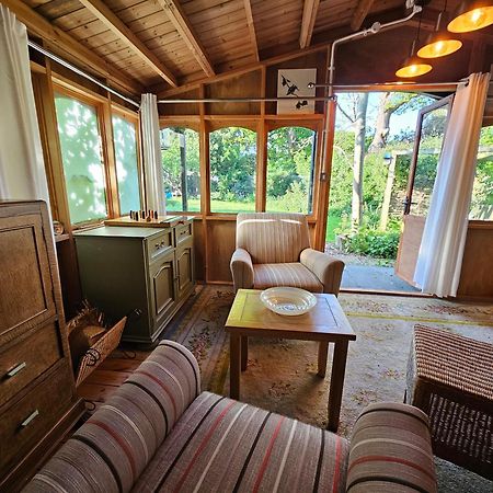 Luxury Self Catering With Cosy Cabin & Sauna In Colchester Extérieur photo